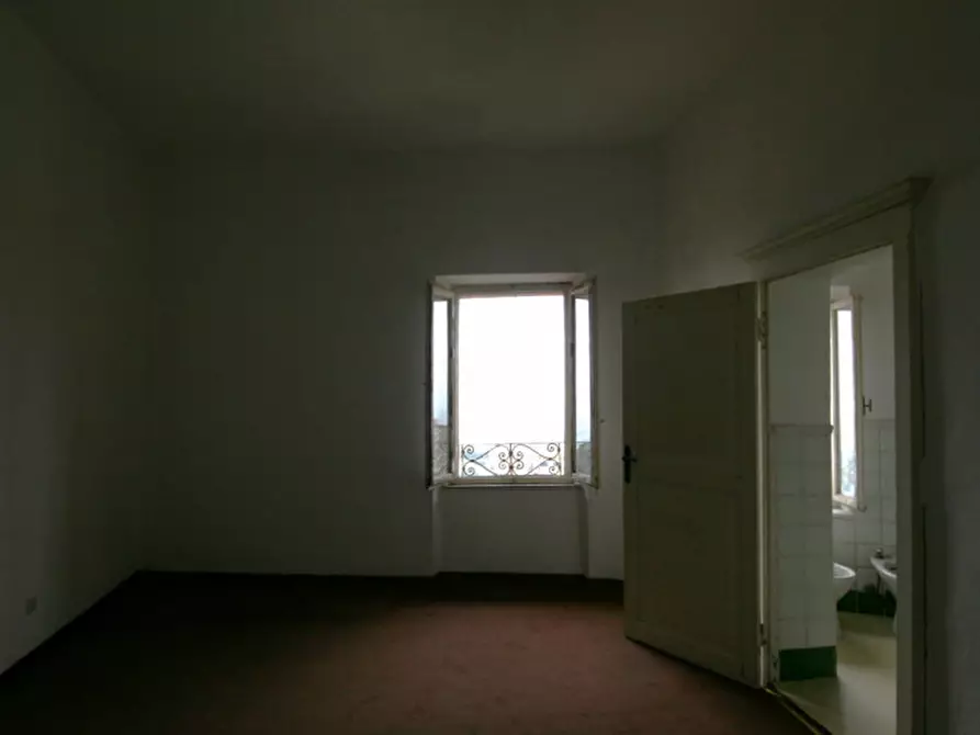 Immagine 20 di Appartamento in vendita  a Sinalunga