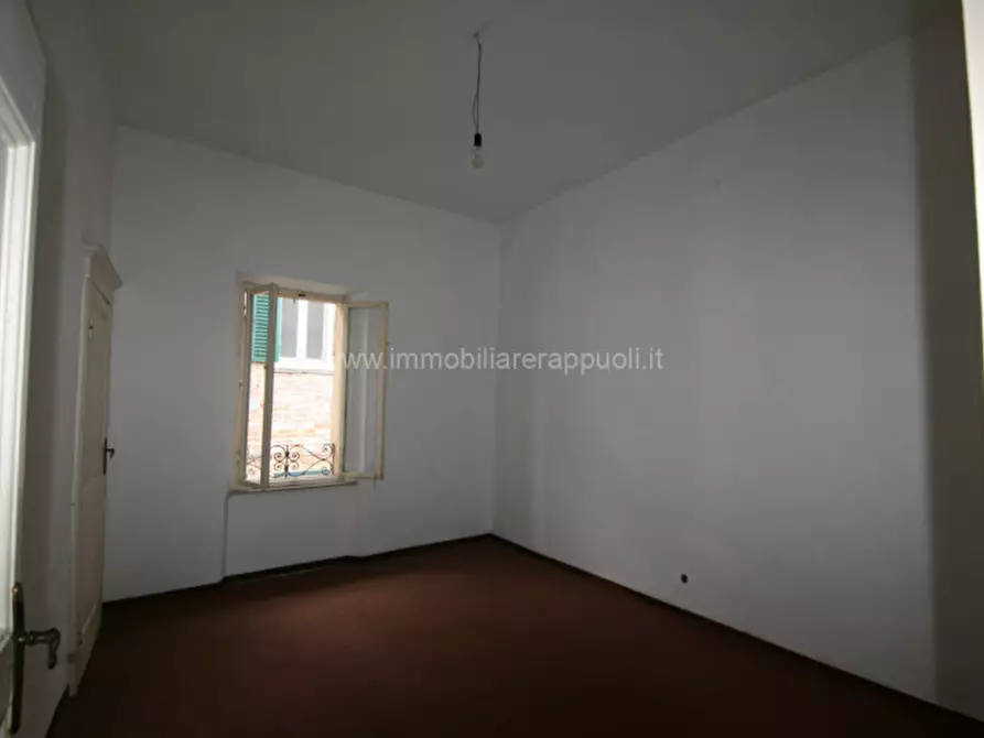 Immagine 26 di Appartamento in vendita  a Sinalunga