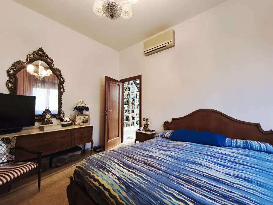 Immagine 7 di Villa in vendita  in Via Gorizia a San Lazzaro Di Savena