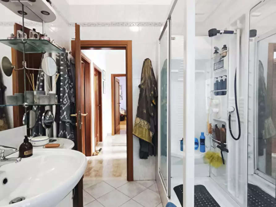 Immagine 43 di Villa in vendita  in Via Gorizia a San Lazzaro Di Savena