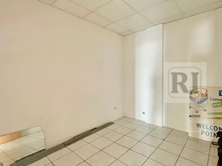 Immagine 18 di Ufficio in affitto  a Padova