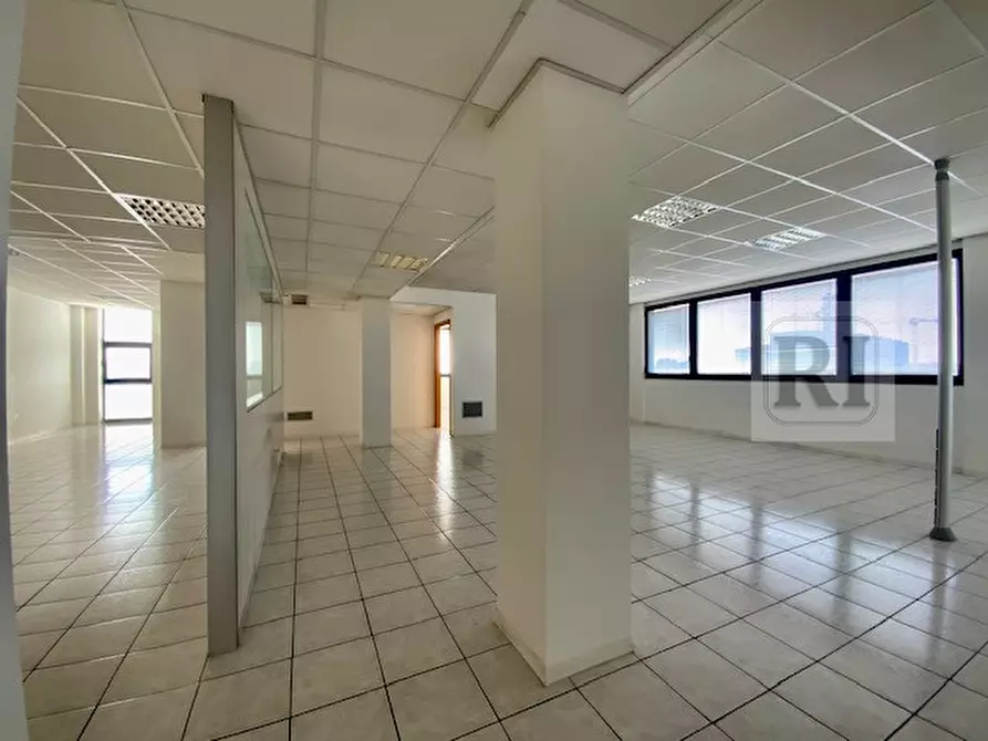 Immagine 20 di Ufficio in affitto  a Padova