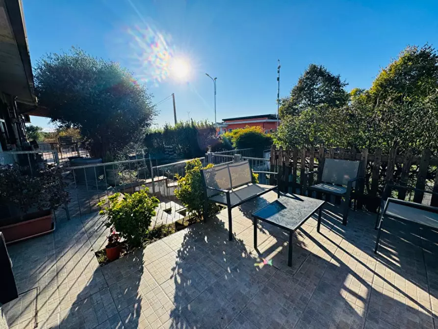 Immagine 4 di Villa in vendita  in VIA. GAETANO DONIZETTI N.9 a Calvisano