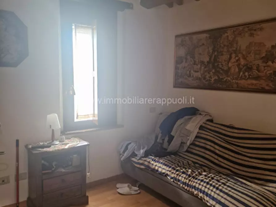 Immagine 14 di Villetta a schiera in vendita  a Sinalunga