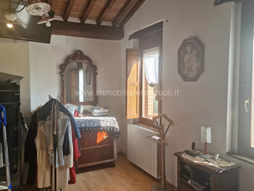 Immagine 16 di Villetta a schiera in vendita  a Sinalunga