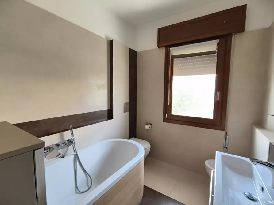 Immagine 21 di Casa bifamiliare in vendita  in Via Vincenzo Bellini a Montegrotto Terme