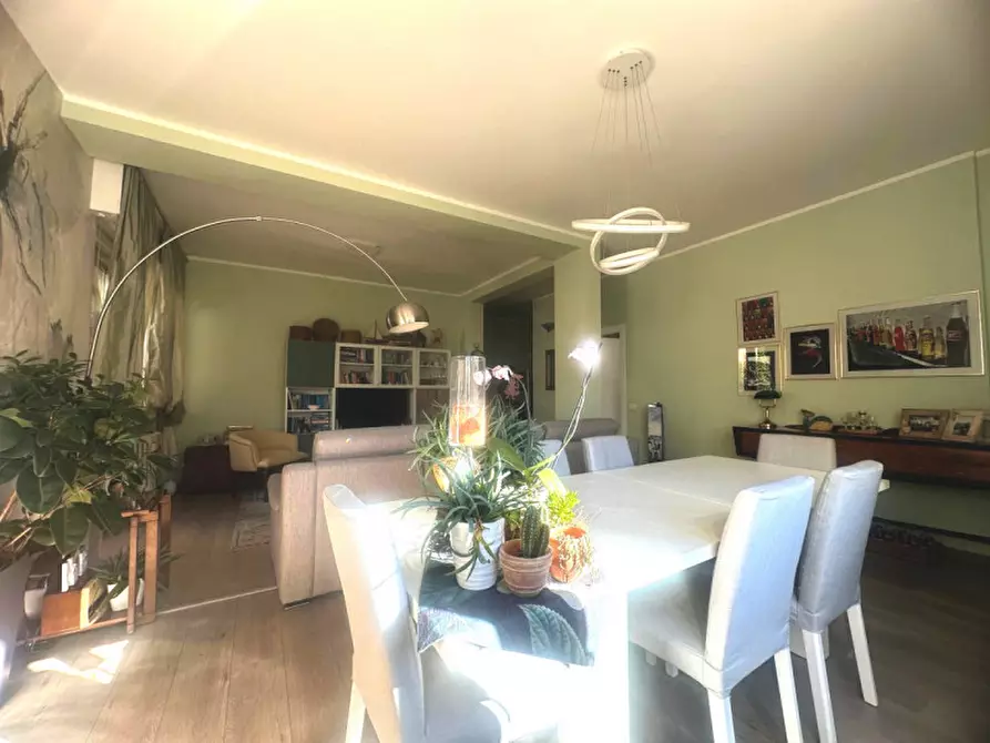 Immagine 2 di Appartamento in vendita  in Via Francesco Petrarca a Como