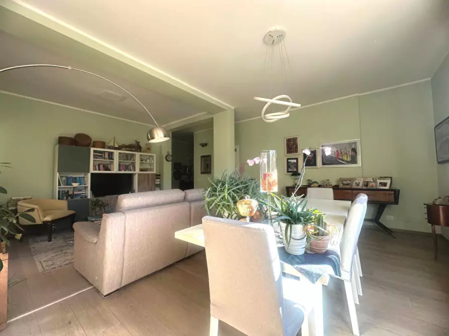 Immagine 5 di Appartamento in vendita  in Via Francesco Petrarca a Como