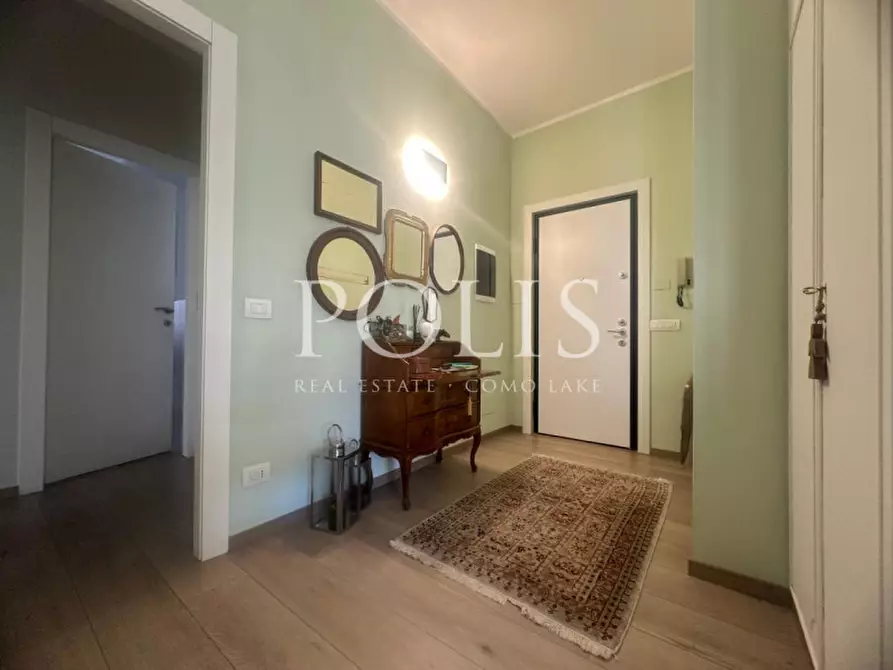 Immagine 8 di Appartamento in vendita  in Via Francesco Petrarca a Como