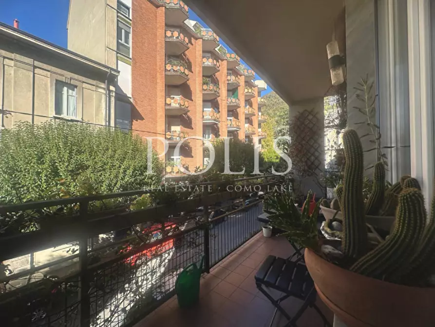 Immagine 16 di Appartamento in vendita  in Via Francesco Petrarca a Como