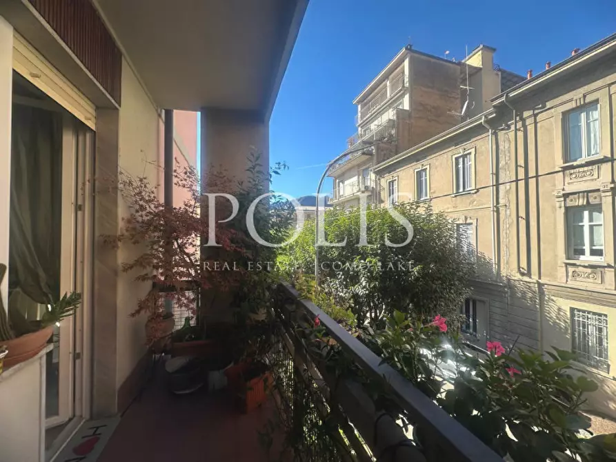 Immagine 17 di Appartamento in vendita  in Via Francesco Petrarca a Como