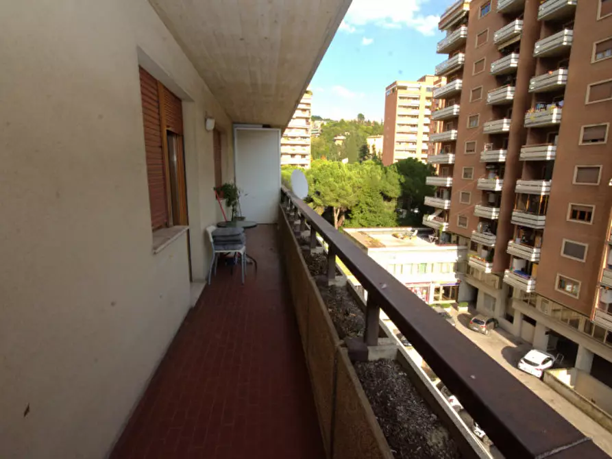 Immagine 13 di Appartamento in vendita  in Via Romeo Gallenga a Perugia