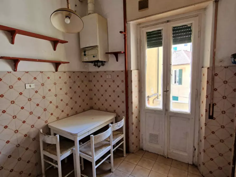 Immagine 10 di Appartamento in vendita  in Via Firenze a Rapallo