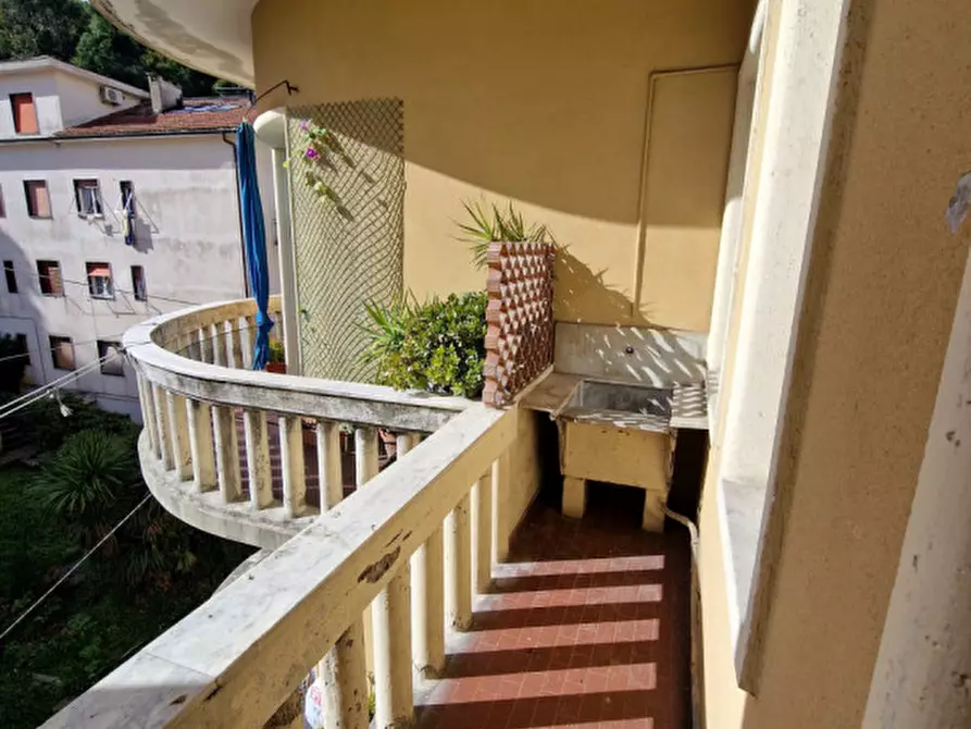 Immagine 13 di Appartamento in vendita  in Via Firenze a Rapallo