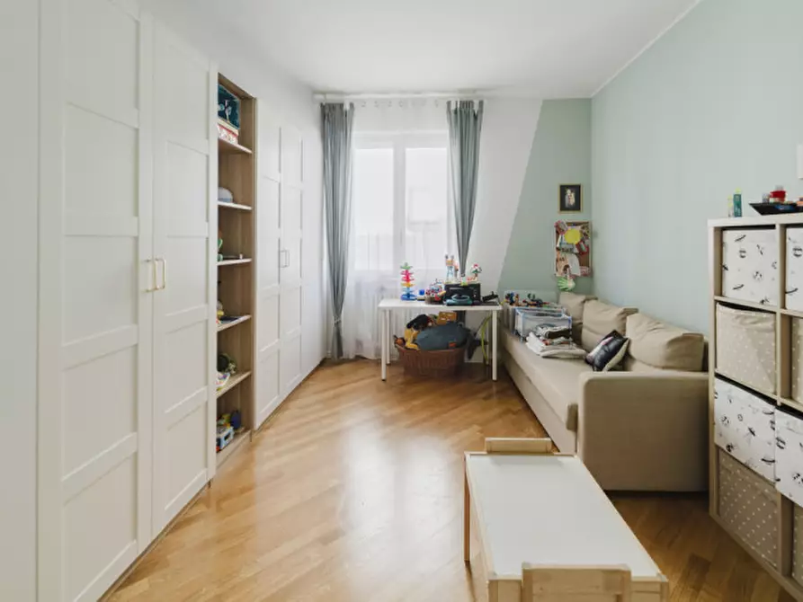 Immagine 18 di Appartamento in vendita  in Strada Luigi Carlo Farini, 71 a Parma