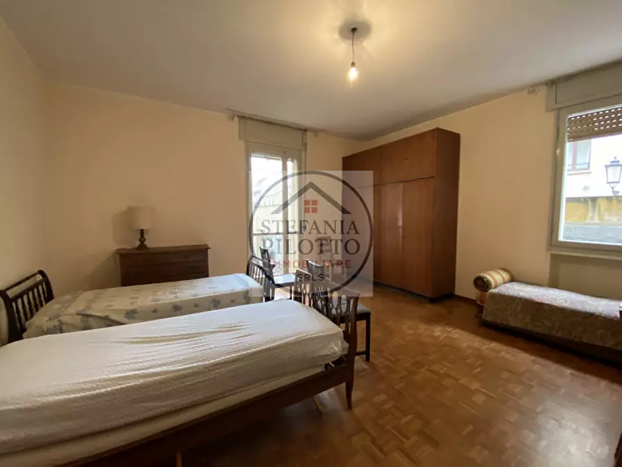 Immagine 4 di Camera in affitto  in Via Rialto a Padova