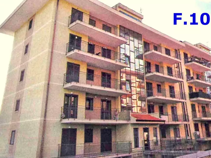 Immagine 1 di Appartamento in vendita  in Via Degli Argentieri Acesi, 6-12, 95024 Acireale CT, Italia a Acireale