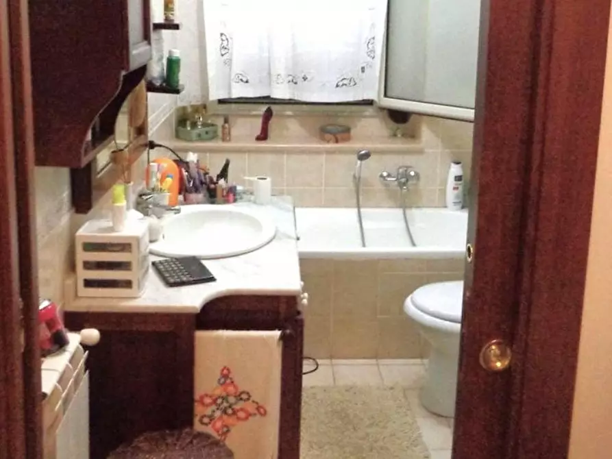 Immagine 5 di Appartamento in vendita  in Via Degli Argentieri Acesi, 14-16, 95024 Acireale CT, Italia a Acireale