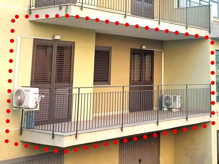 Immagine 1 di Appartamento in vendita  in Via Degli Argentieri Acesi, 6-12, 95024 Acireale CT, Italia a Acireale