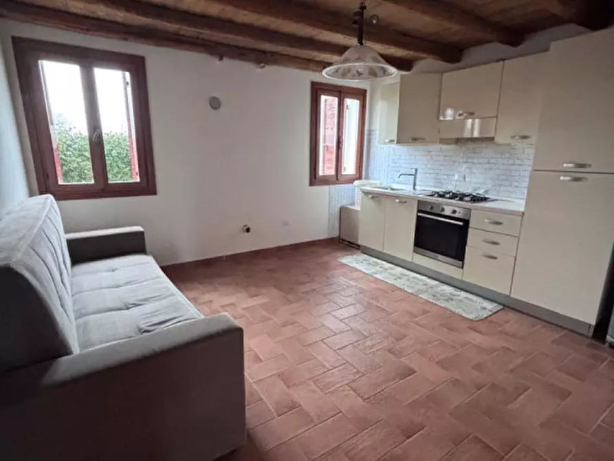 Immagine 8 di Rustico / casale in vendita  a Masi