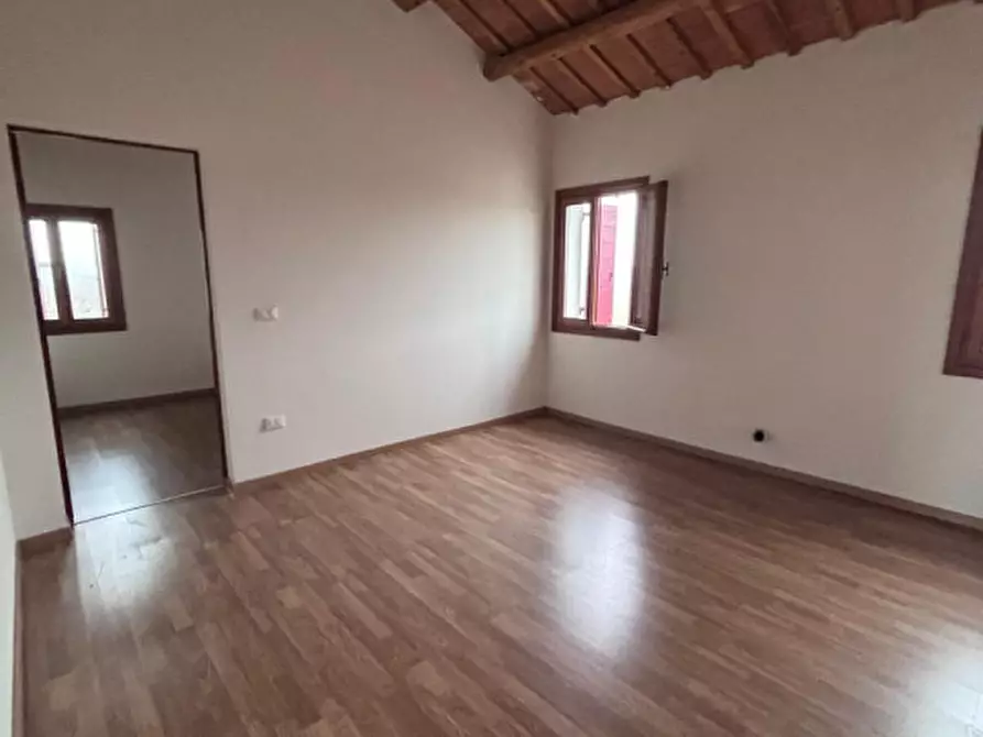 Immagine 9 di Rustico / casale in vendita  a Masi