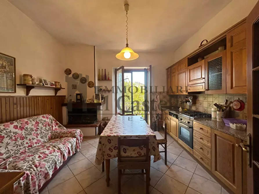 Immagine 3 di Casa indipendente in vendita  in pucciarelli a Castiglione Del Lago