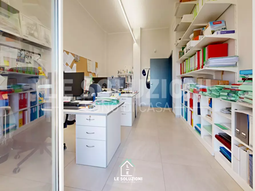 Immagine 9 di Ufficio in affitto  in Via Napoleone Bonaparte 17/D a Putignano