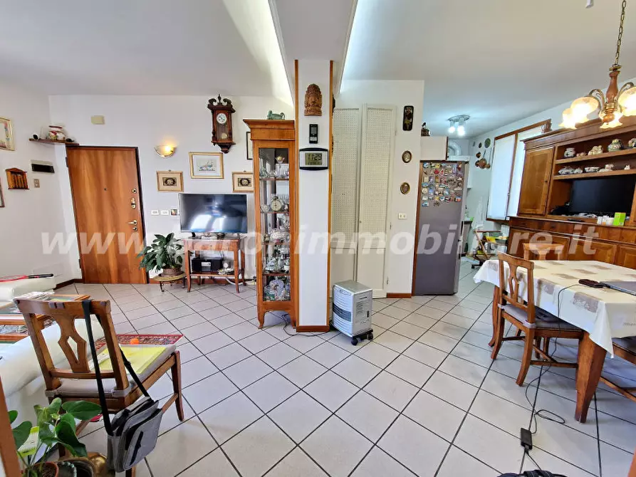 Immagine 19 di Casa bifamiliare in vendita  in Via A.Zanini a Bologna