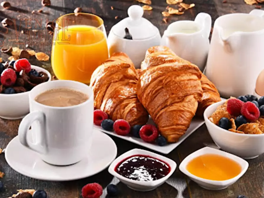 Immagine 4 di Attività commerciale in vendita  a Mirano