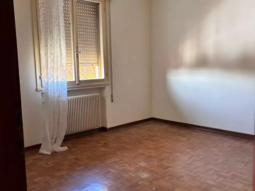 Immagine 13 di Appartamento in vendita  in Via Ubaldo Bregolini a Noale