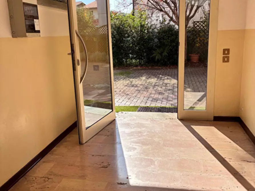 Immagine 18 di Appartamento in vendita  in Via Ubaldo Bregolini a Noale