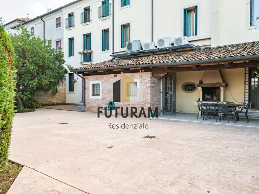 Immagine 5 di Appartamento in vendita  a Camisano Vicentino