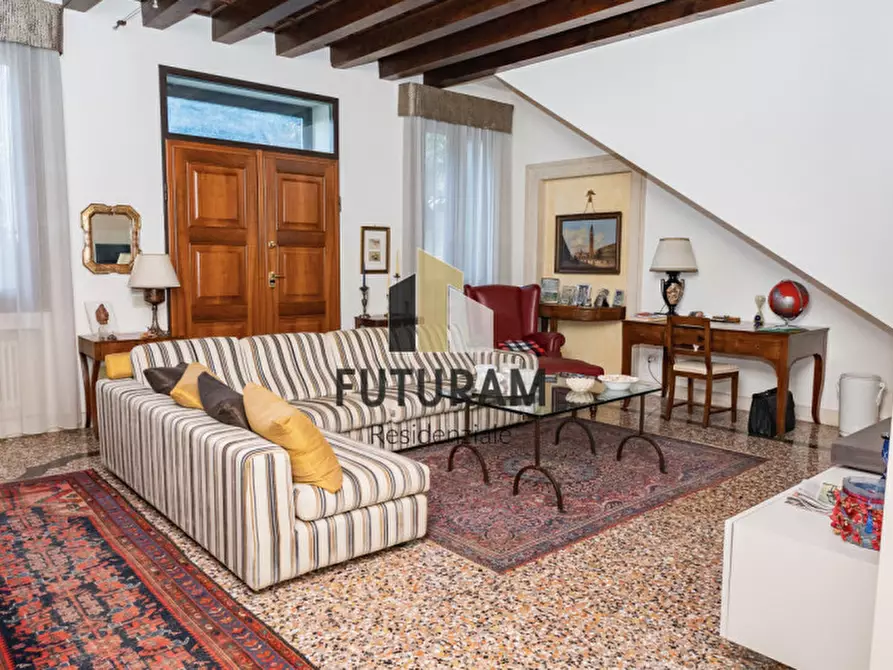 Immagine 9 di Appartamento in vendita  a Camisano Vicentino