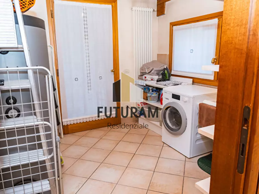 Immagine 15 di Appartamento in vendita  a Camisano Vicentino