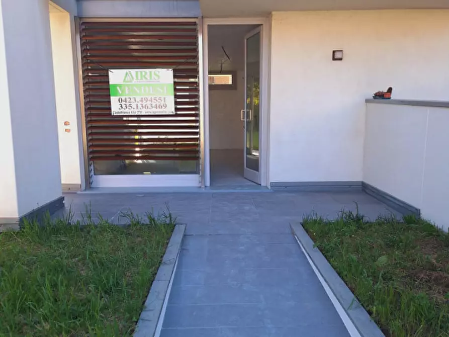 Immagine 10 di Villetta a schiera in vendita  in Via Urania a Bassano Del Grappa