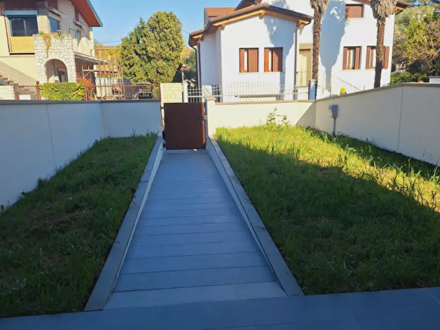 Immagine 12 di Villetta a schiera in vendita  in Via Urania a Bassano Del Grappa