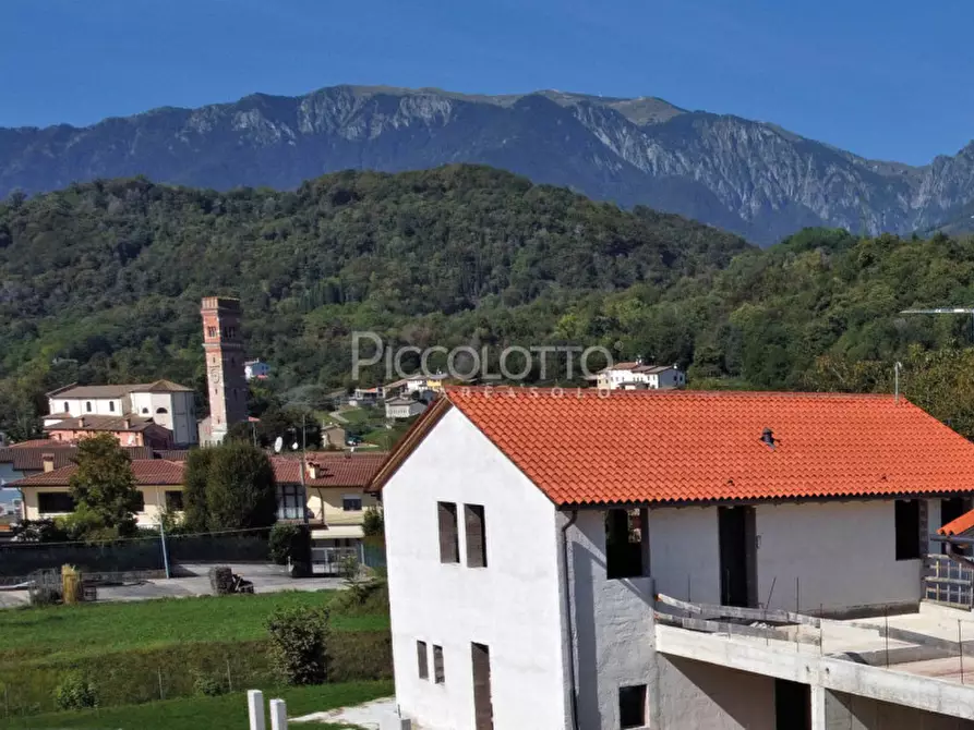 Immagine 5 di Appartamento in vendita  in Via Cannaregio a Castelcucco