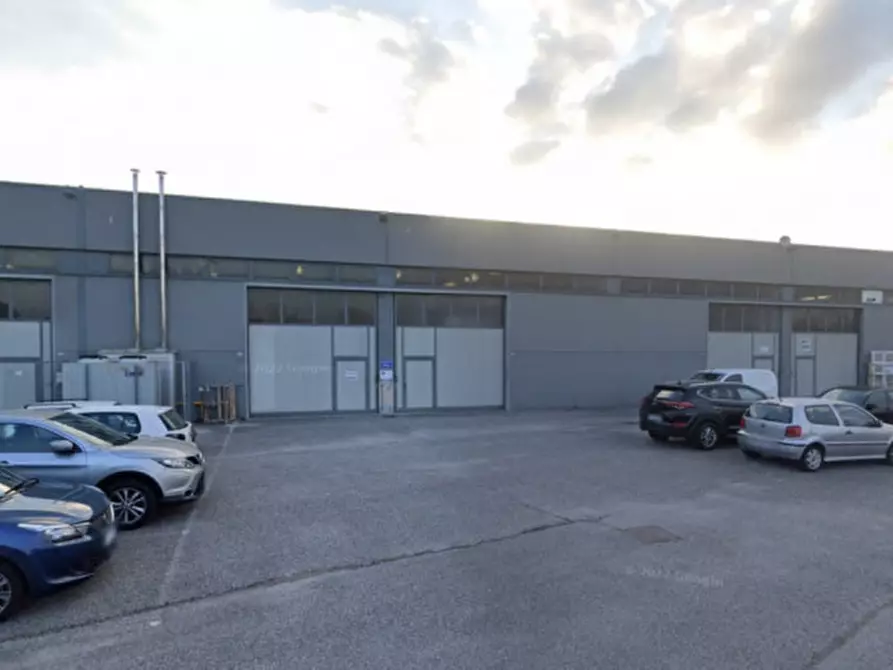 Immagine 1 di Capannone industriale in affitto  in Via Adriatica a Udine