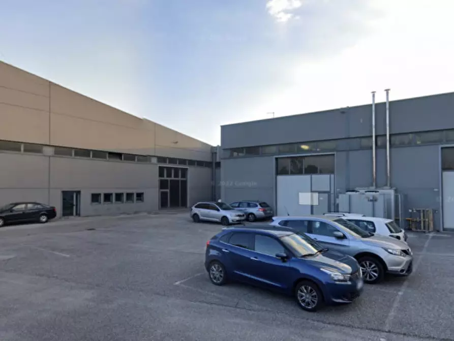 Immagine 2 di Capannone industriale in affitto  in Via Adriatica a Udine