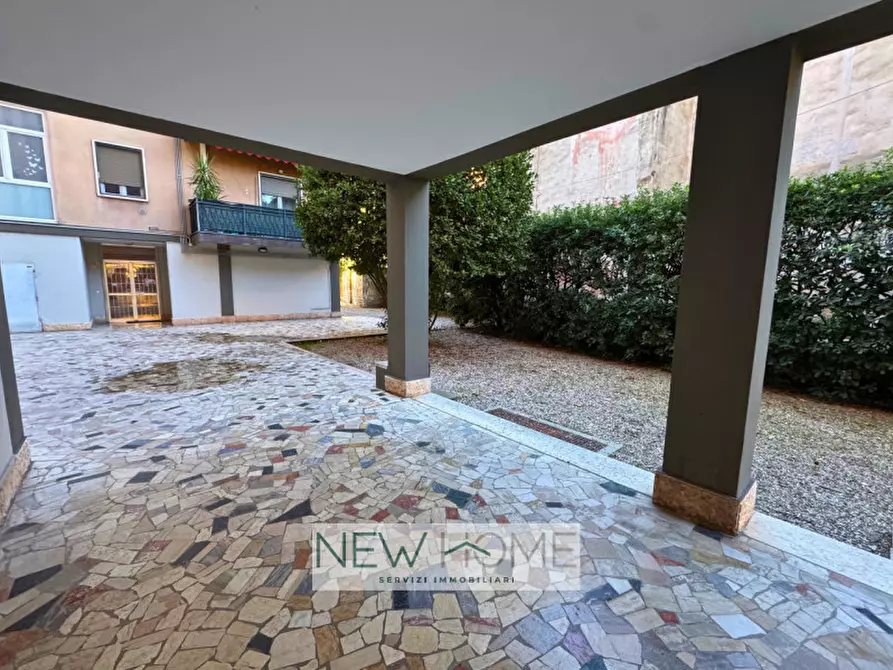 Immagine 3 di Appartamento in vendita  in VIA MONTE ORTIGARA 15 a Verona