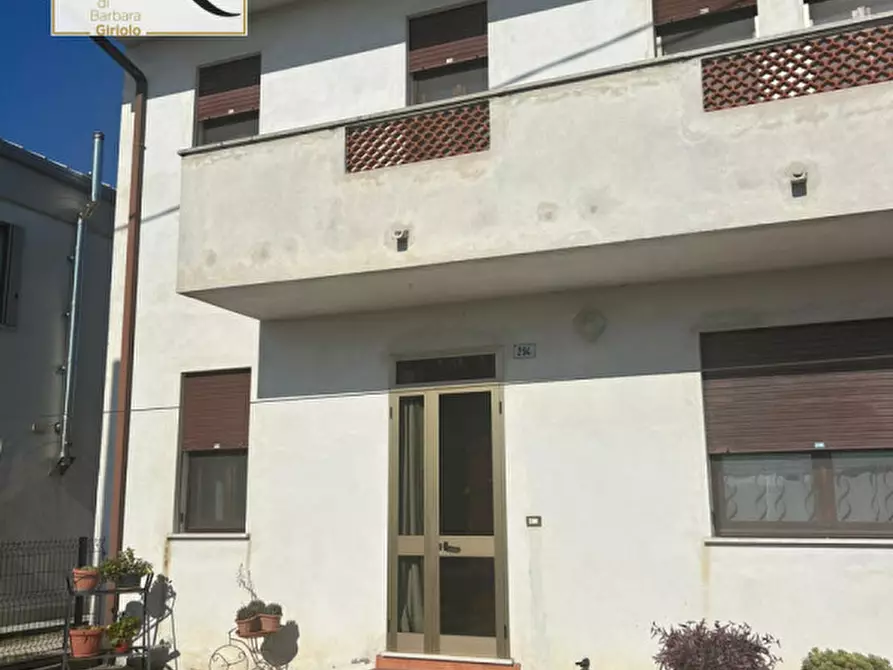 Immagine 2 di Casa bifamiliare in vendita  a Piacenza D'adige