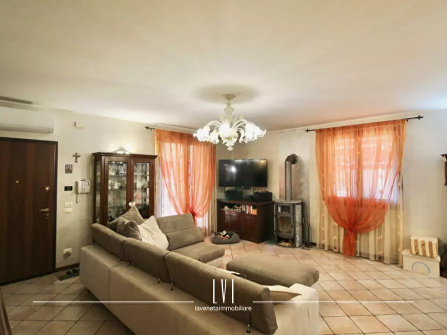 Immagine 4 di Casa bifamiliare in vendita  in via Isonzo 9 a San Donà Di Piave