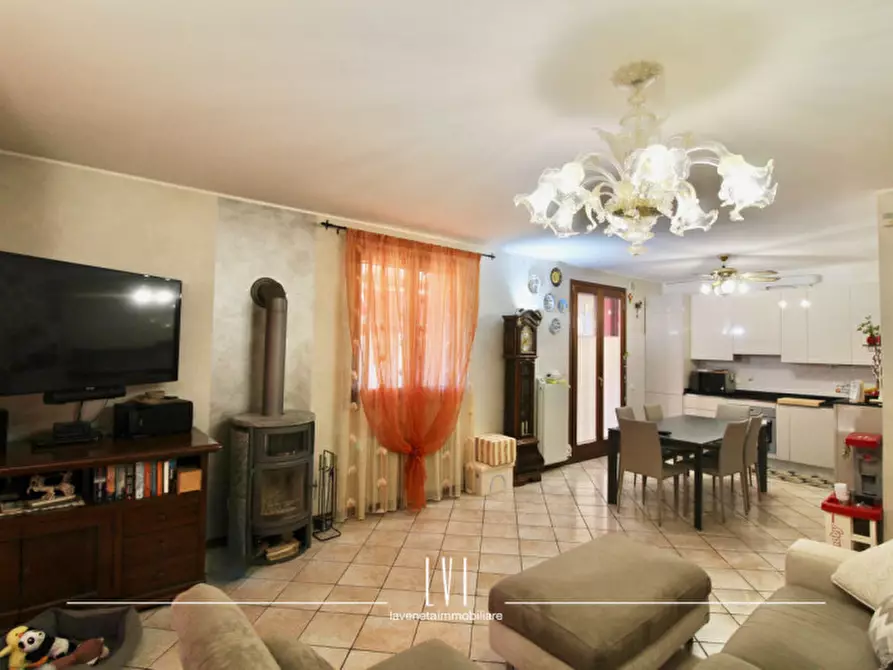 Immagine 8 di Casa bifamiliare in vendita  in via Isonzo 9 a San Donà Di Piave