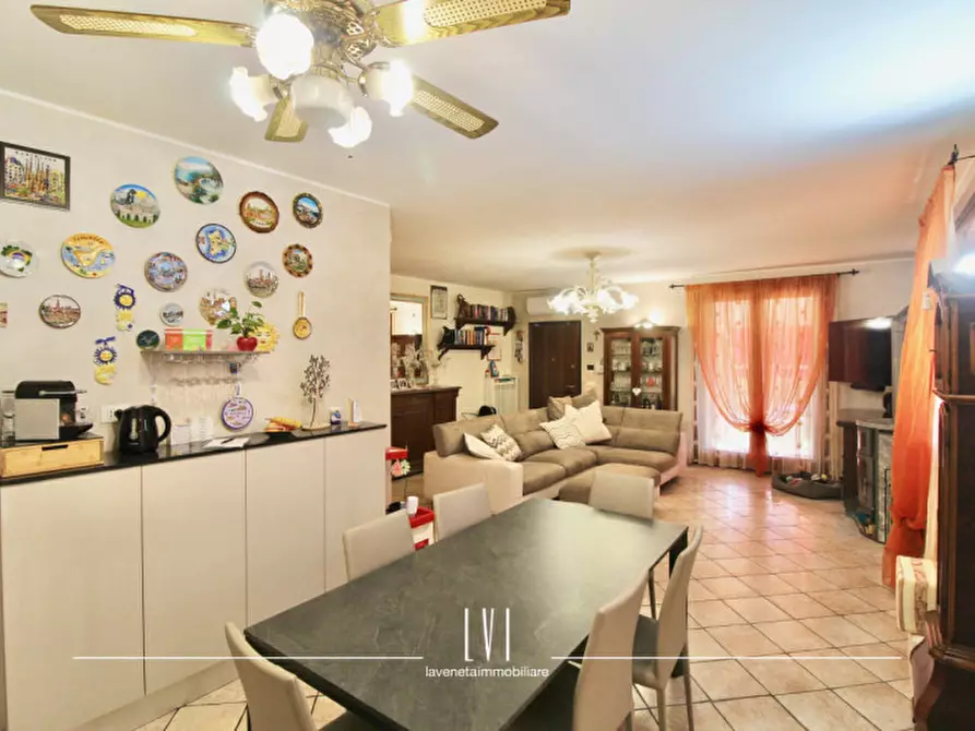 Immagine 10 di Casa bifamiliare in vendita  in via Isonzo 9 a San Donà Di Piave