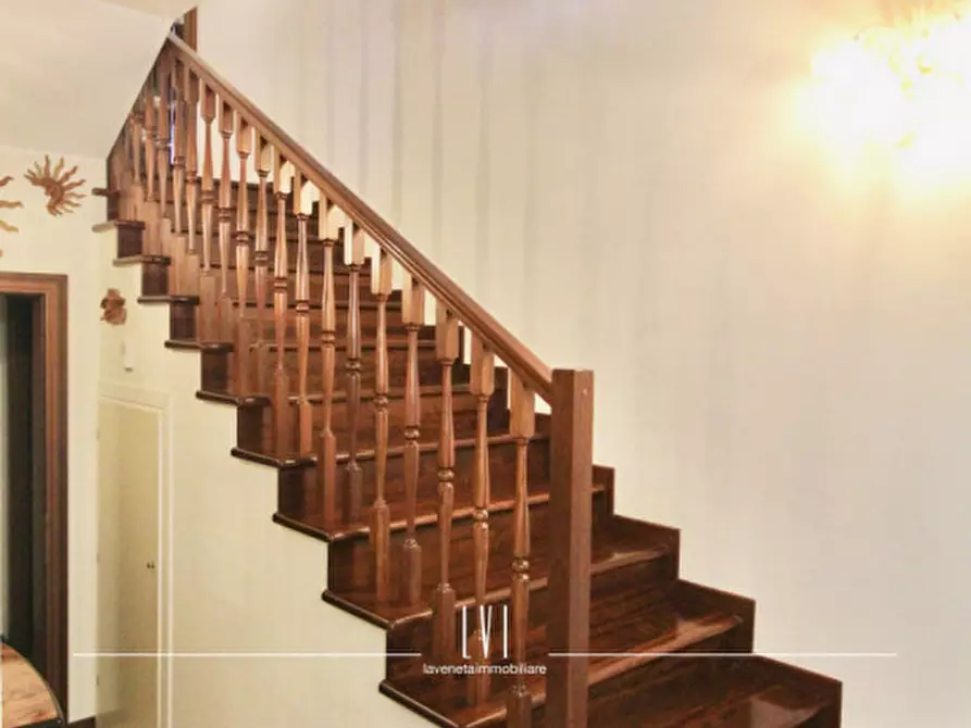 Immagine 13 di Casa bifamiliare in vendita  in via Isonzo 9 a San Donà Di Piave