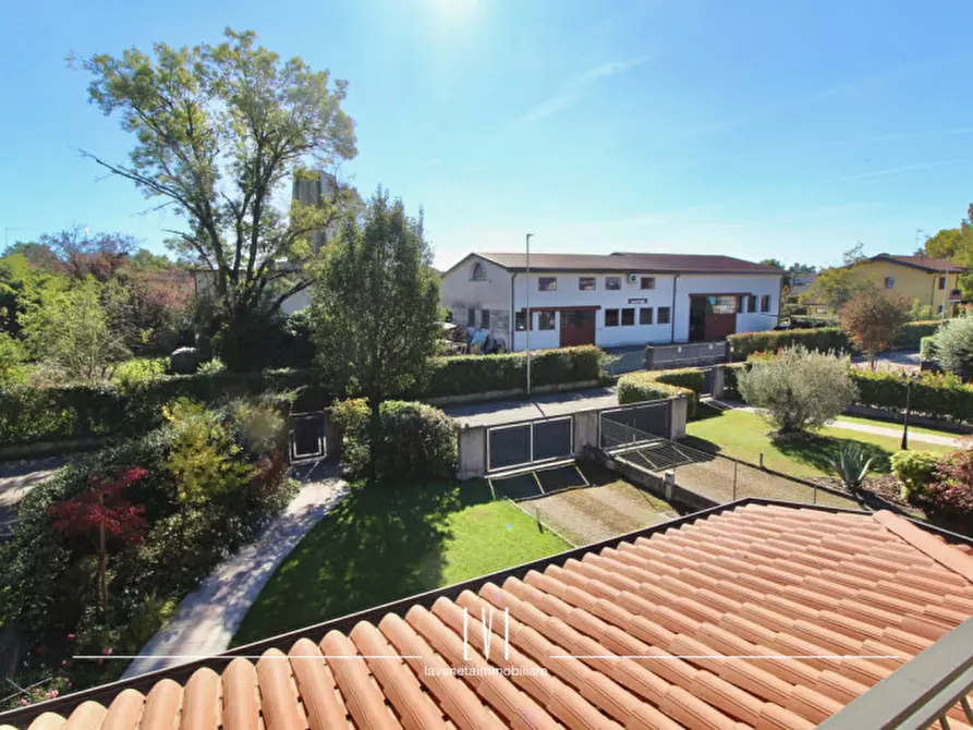 Immagine 22 di Casa bifamiliare in vendita  in via Isonzo 9 a San Donà Di Piave