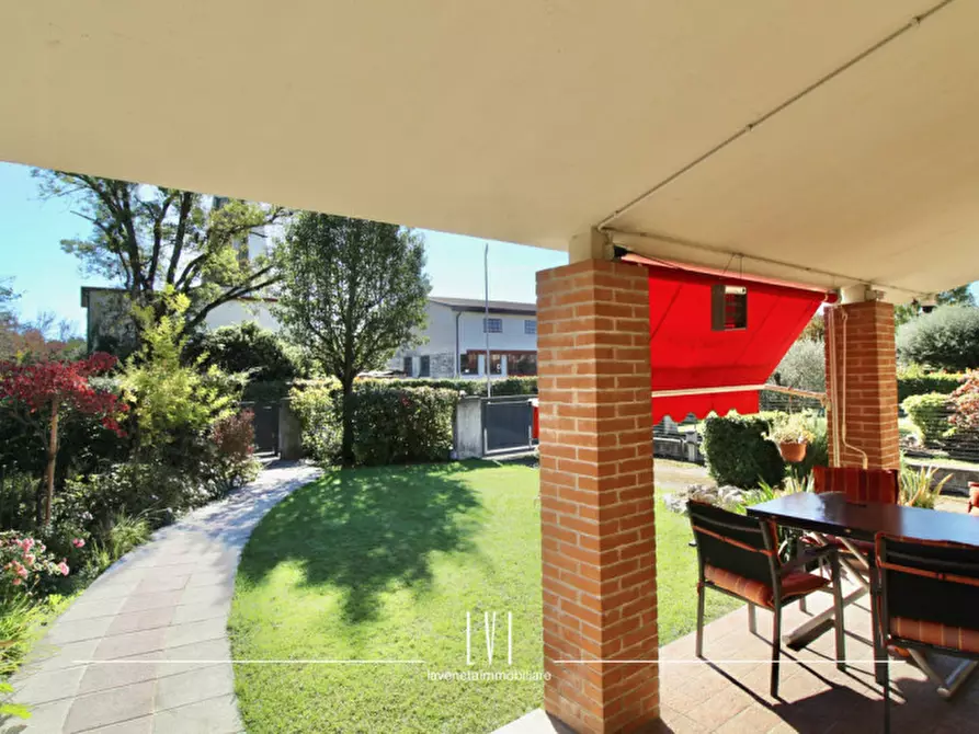 Immagine 26 di Casa bifamiliare in vendita  in via Isonzo 9 a San Donà Di Piave