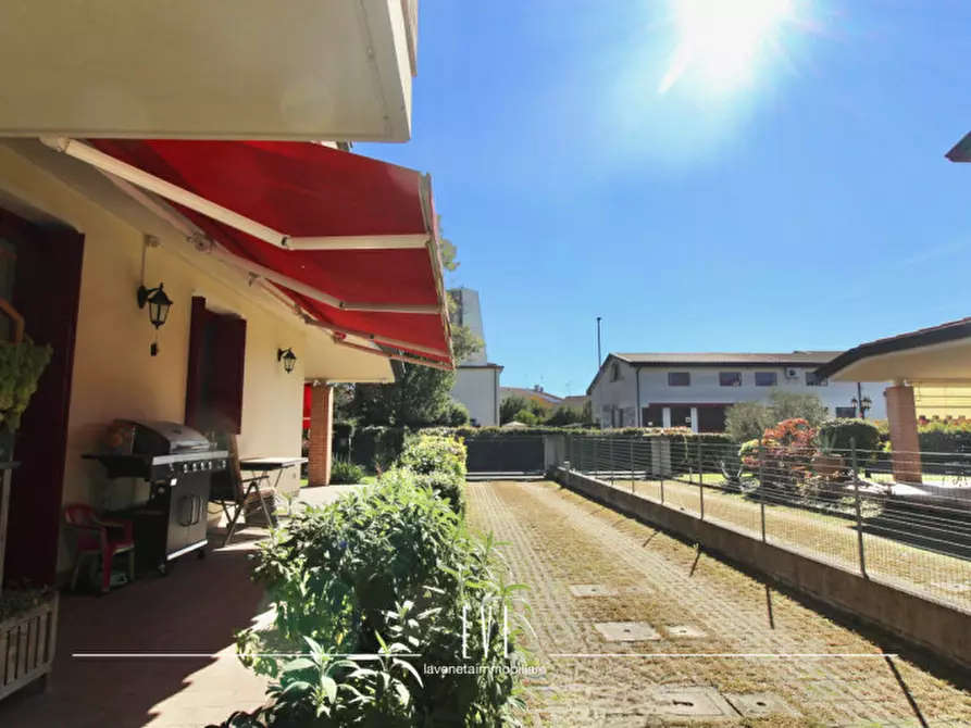 Immagine 33 di Casa bifamiliare in vendita  in via Isonzo 9 a San Donà Di Piave