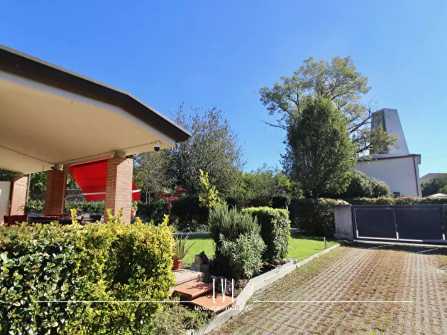 Immagine 34 di Casa bifamiliare in vendita  in via Isonzo 9 a San Donà Di Piave