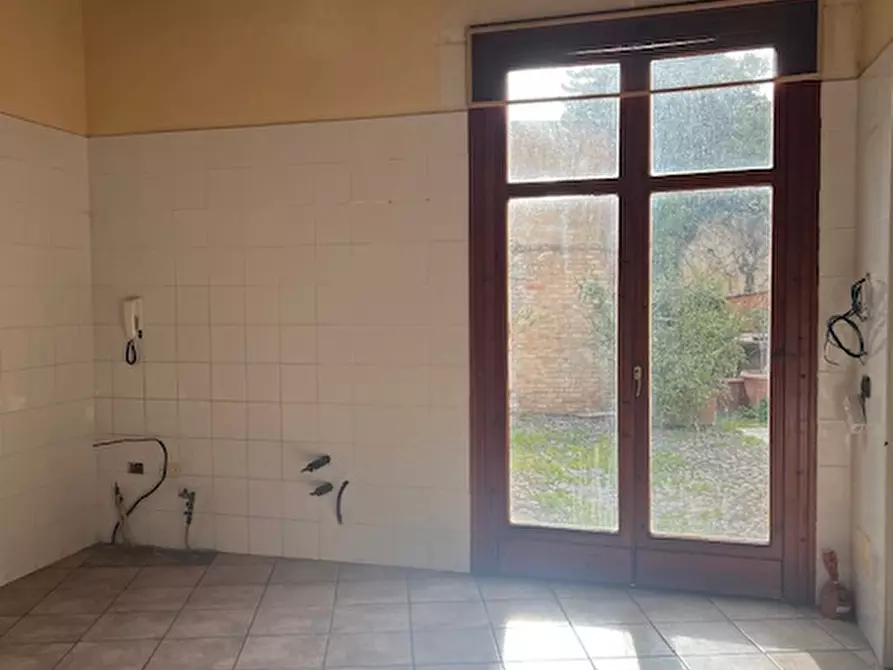 Immagine 5 di Negozio in affitto  a Quartu Sant'elena